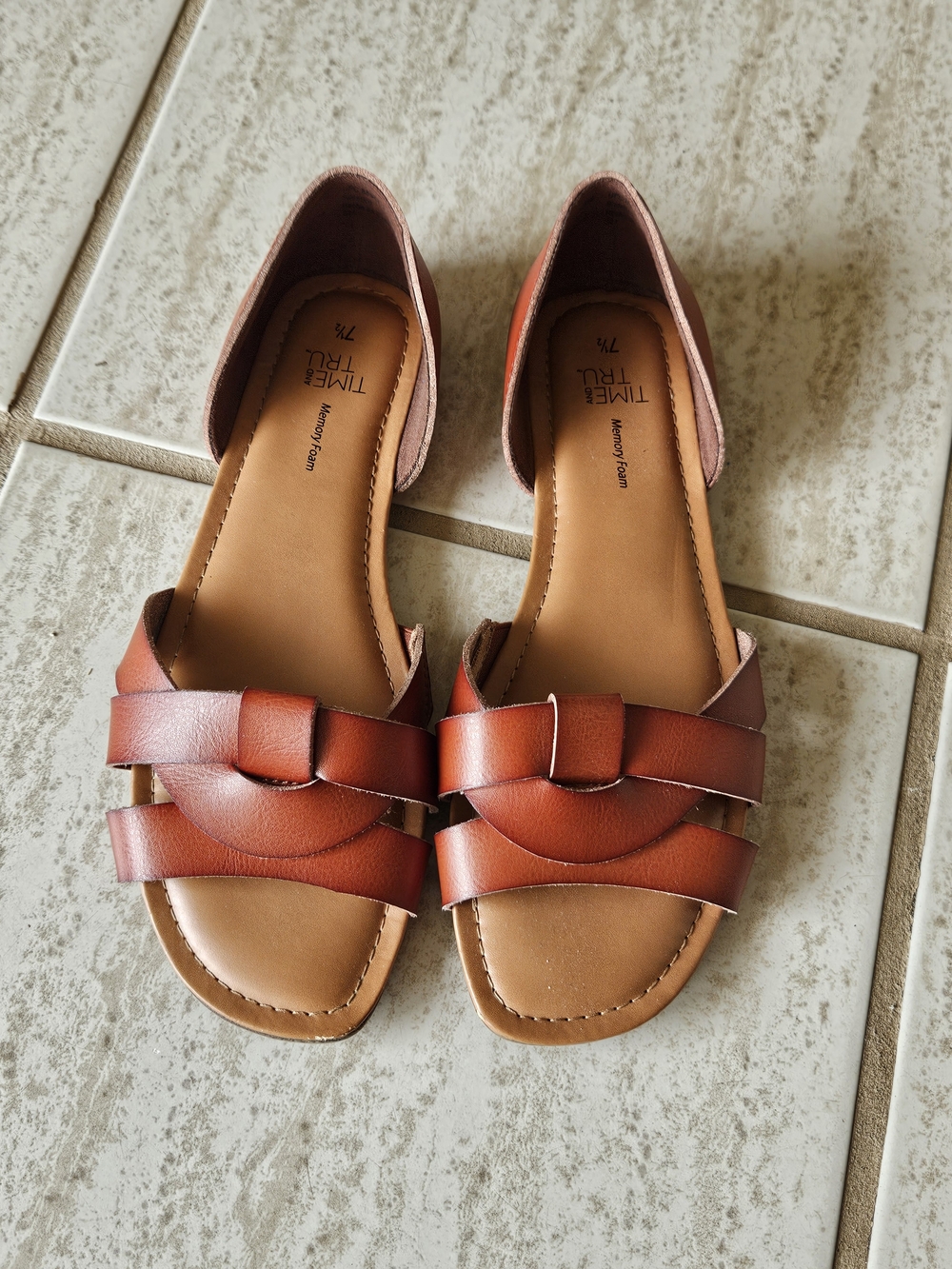 Time and Tru Strappy Flat Sandals In Brown Orange US 7.5 Like New